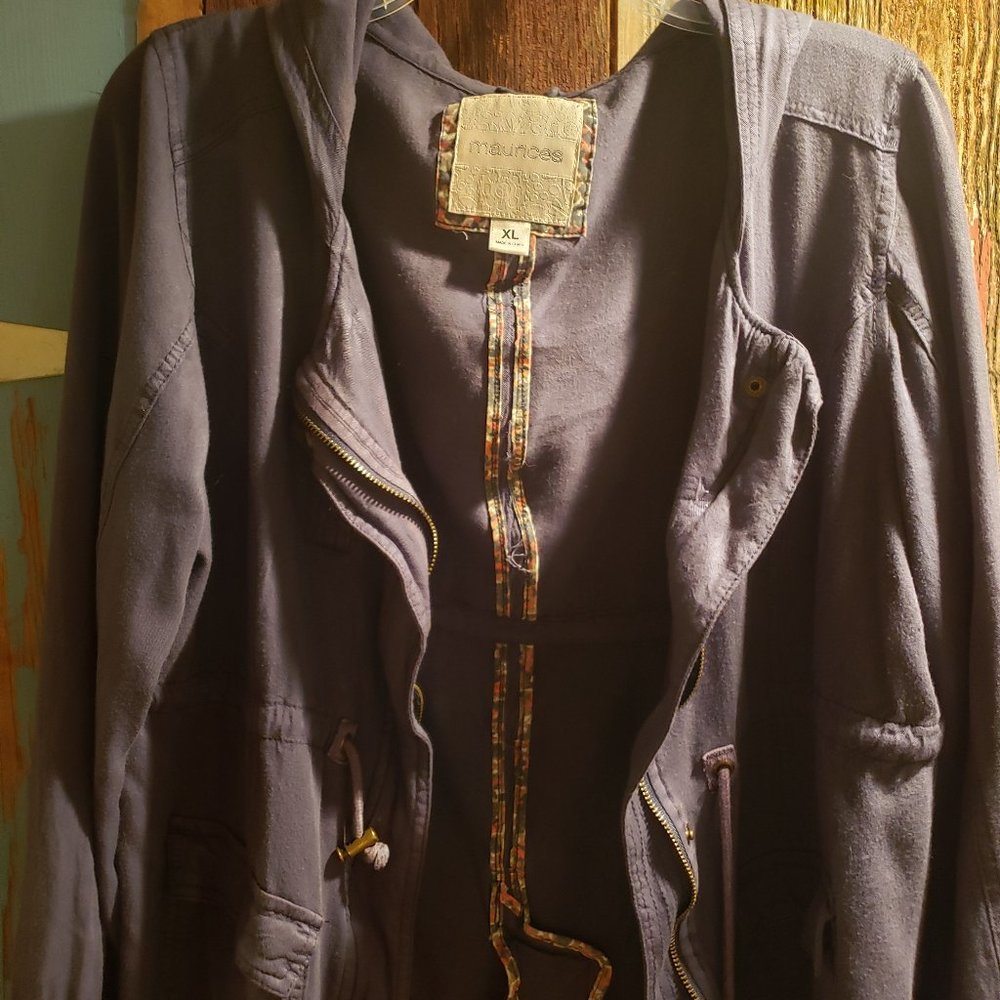 Maurices light jacket size XL